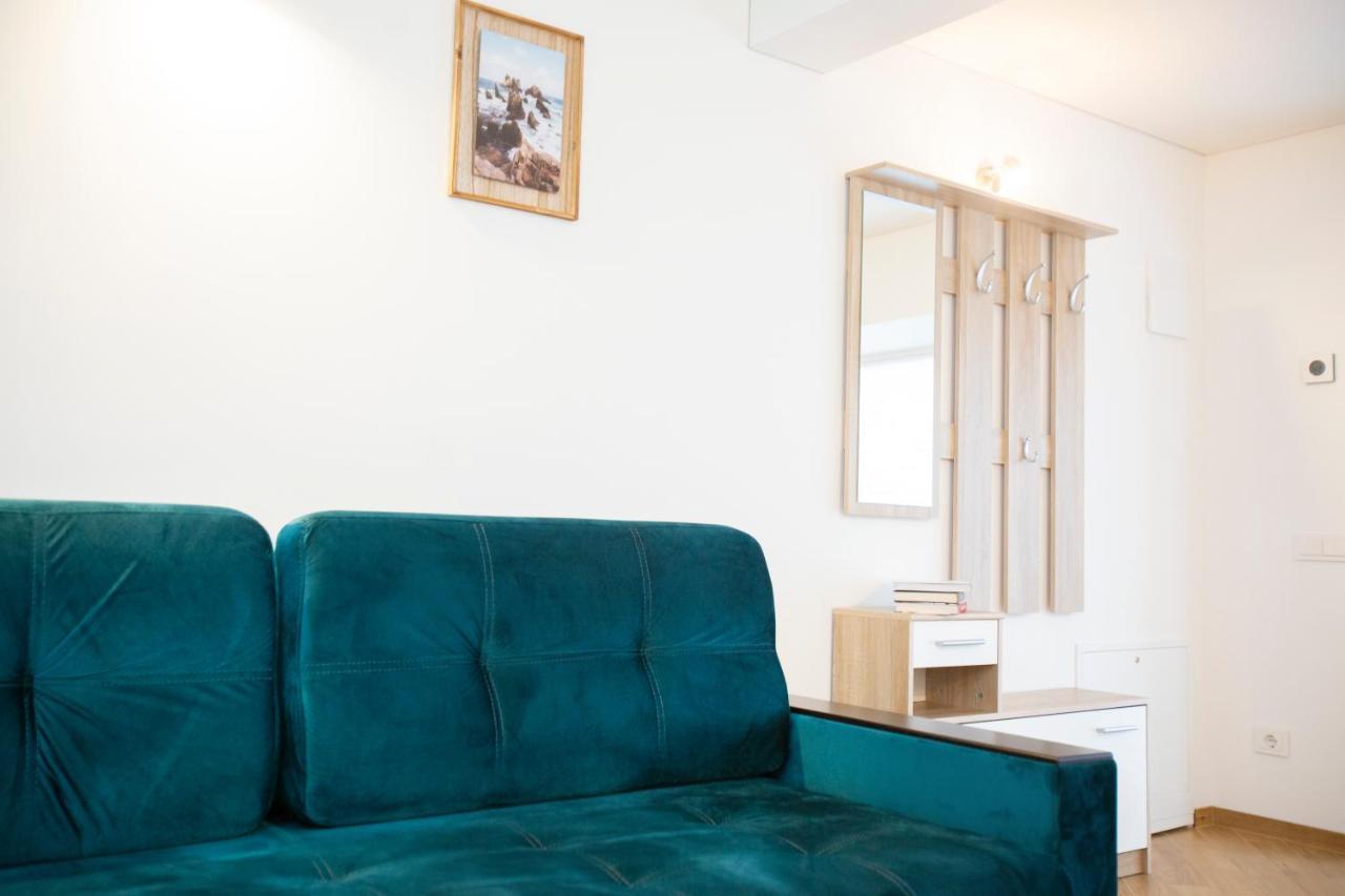 Groundfloor Apartment On The Green Hill Каунас Экстерьер фото