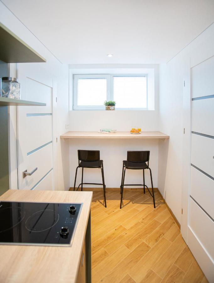 Groundfloor Apartment On The Green Hill Каунас Экстерьер фото